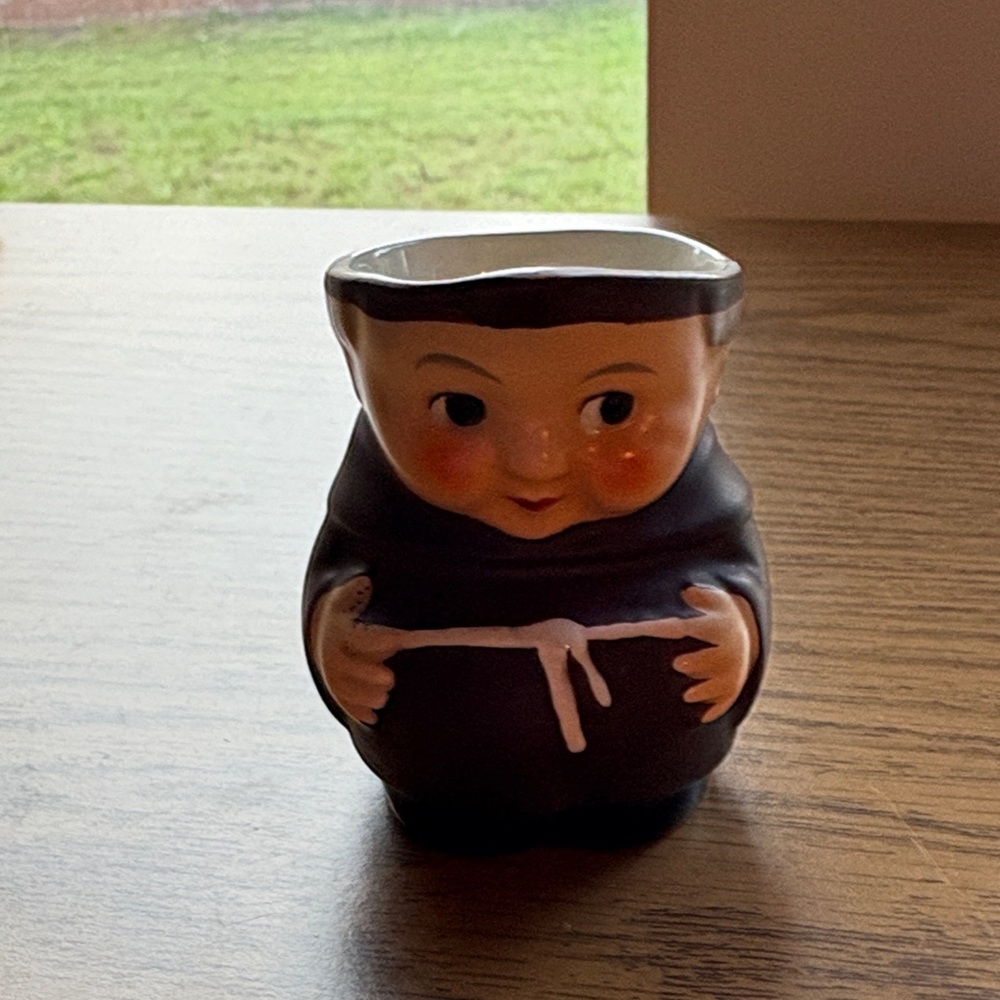 Adorable Monk Ceramic Vase - Black and White
